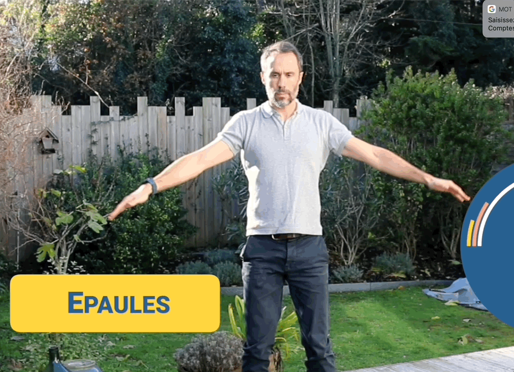 Echauffement des épaules vers l'avant