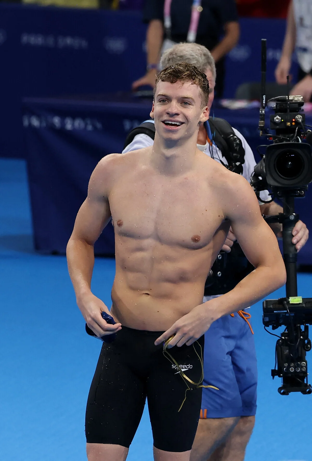 Leon Marchand a-t-il mal au dos ? Leon Marchand a-t-il mal au dos ?